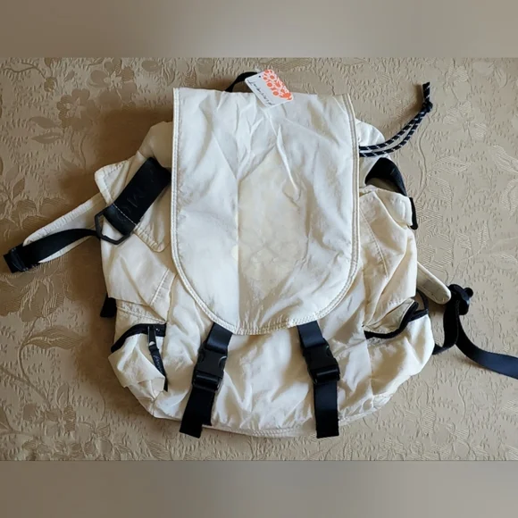 FP Movement Cool & Cozy Pack/Home Plate - Picture 5 of 15